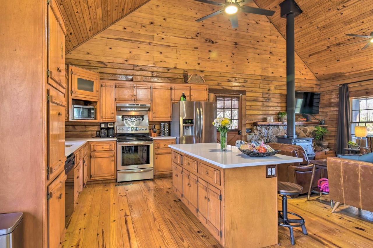 Luxury Pearcy Cabin With 5 Private Acres And Hot Tub! Buitenkant foto