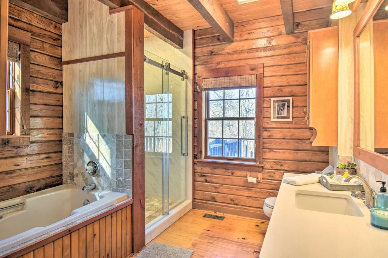 Luxury Pearcy Cabin With 5 Private Acres And Hot Tub! Buitenkant foto
