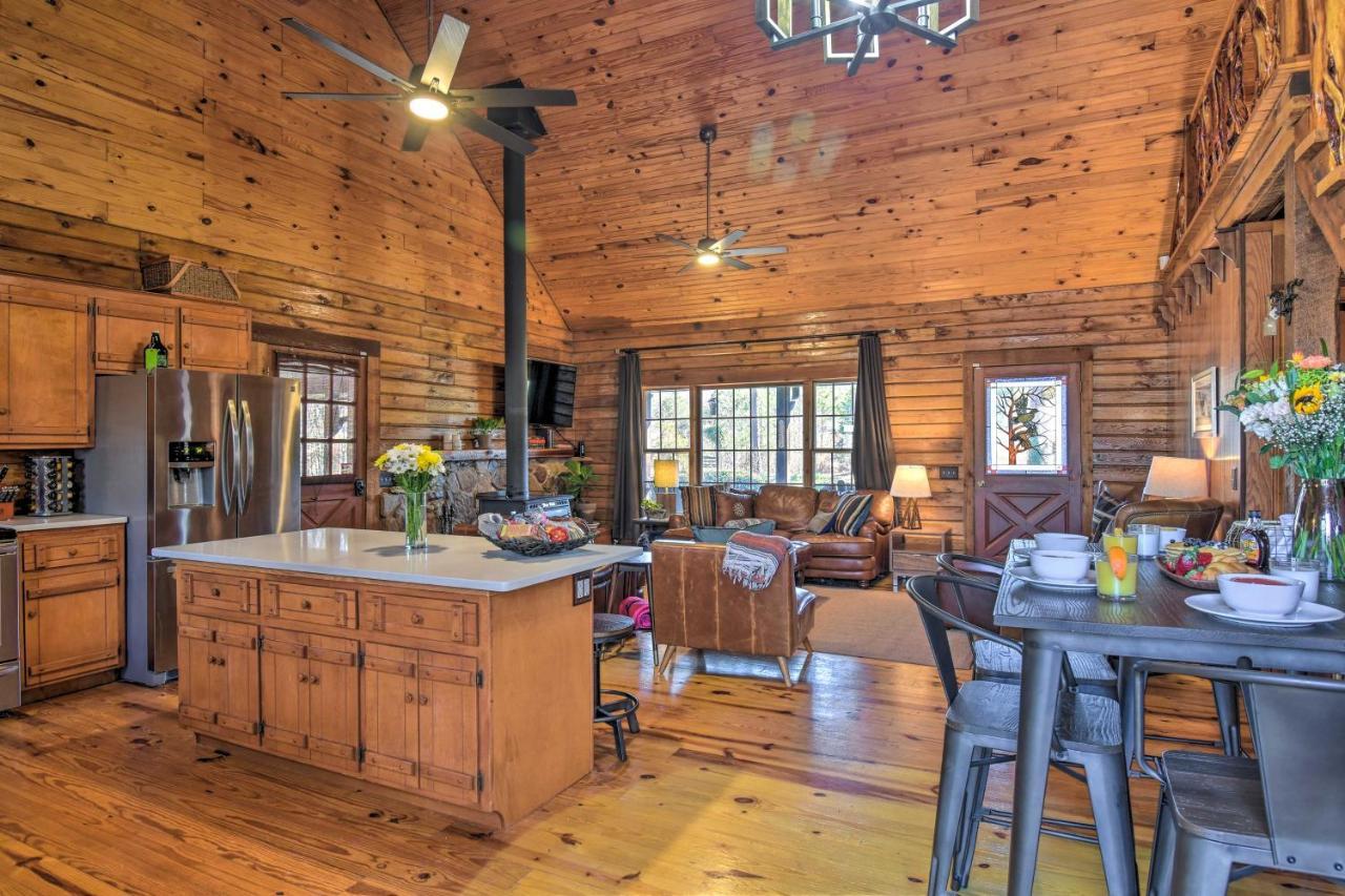 Luxury Pearcy Cabin With 5 Private Acres And Hot Tub! Buitenkant foto